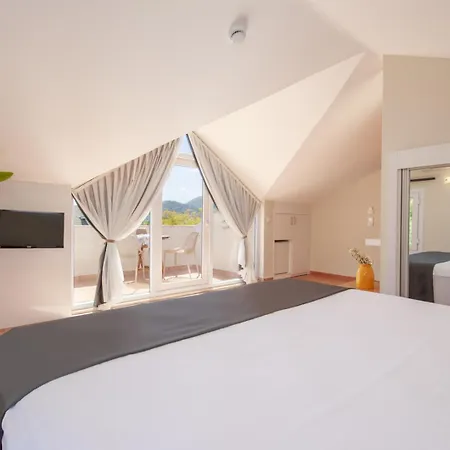 No 14 Bed & Breakfast